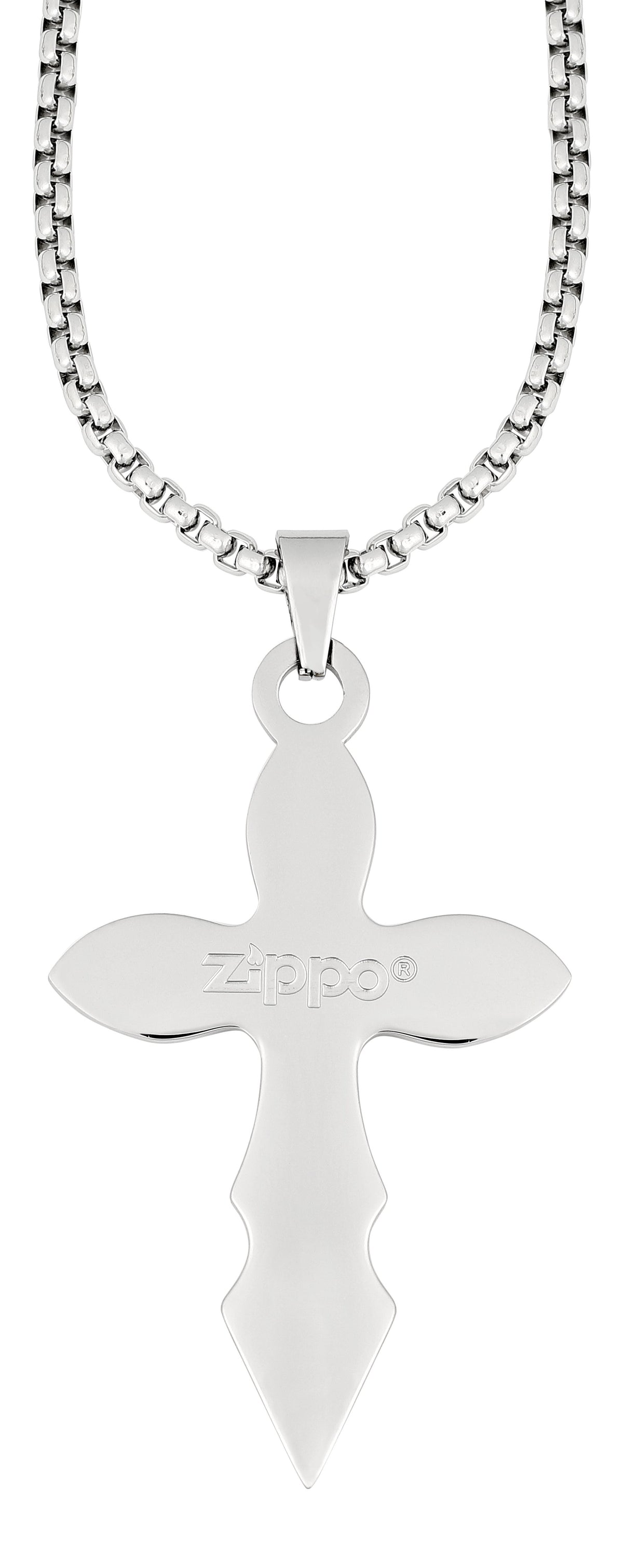 Widok z tyłu wisiorek z krzyżykiem z logo Zippo