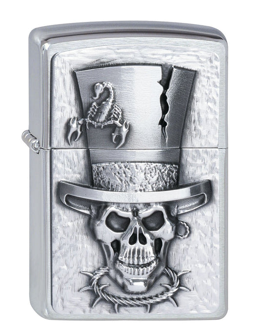 Widok z przodu zapalniczka Zippo chrom emblemat z czaszką w cylindrze