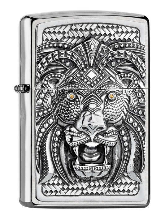 Widok z przodu kąt 3/4 zapalniczka Zippo emblemat z lwem z dziką grzywą