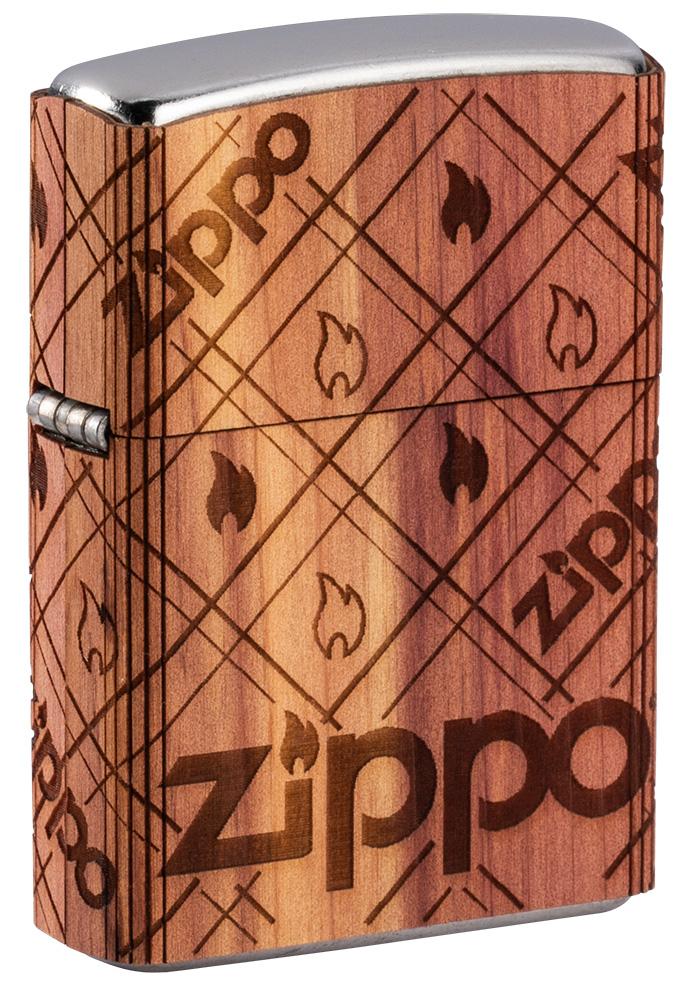 Widok z przodu kąt 3/4 zapalniczka Zippo chrom Woodchuck Zippo Flame 360°