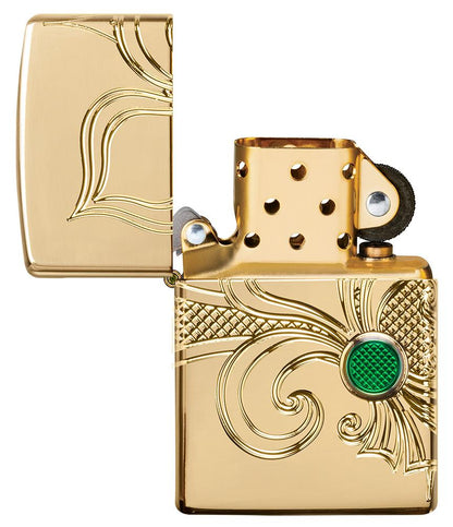 Zapalniczka Zippo mosiądz z wysokim połyskiem i głęboko wygrawerowaną lilią fleur-de-lis otwarta